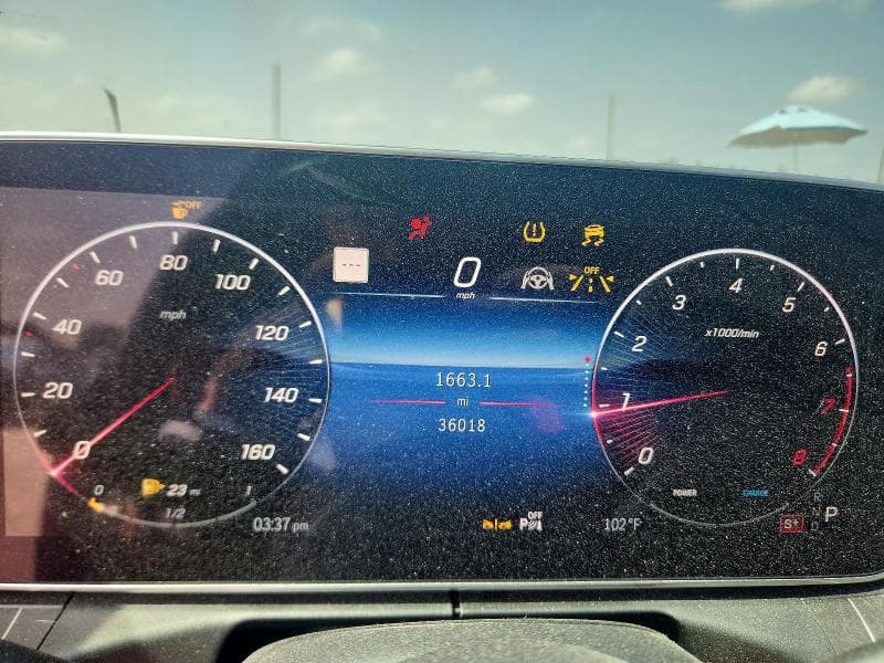 2023 MERCEDES-BENZ C 300 300 9