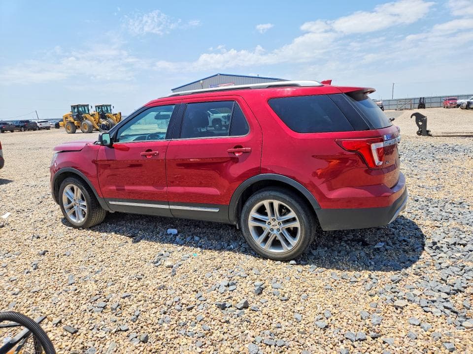 2017 FORD EXPLORER XLT 2