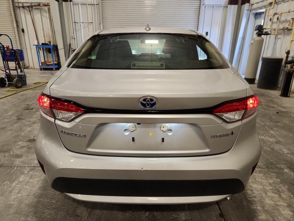 2021 TOYOTA COROLLA LE 6