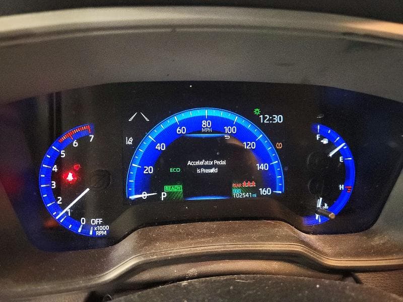 2021 TOYOTA COROLLA LE 9