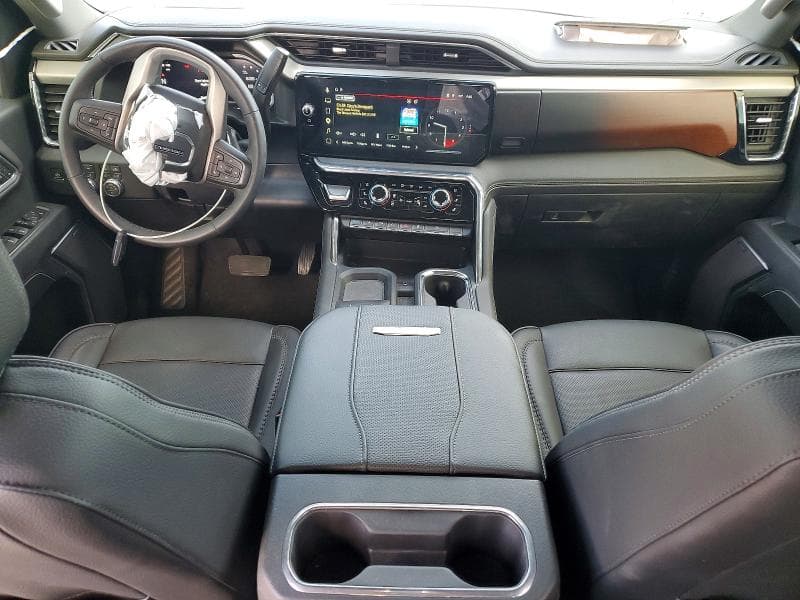 2026 GMC SIERRA K2500 DENALI 8