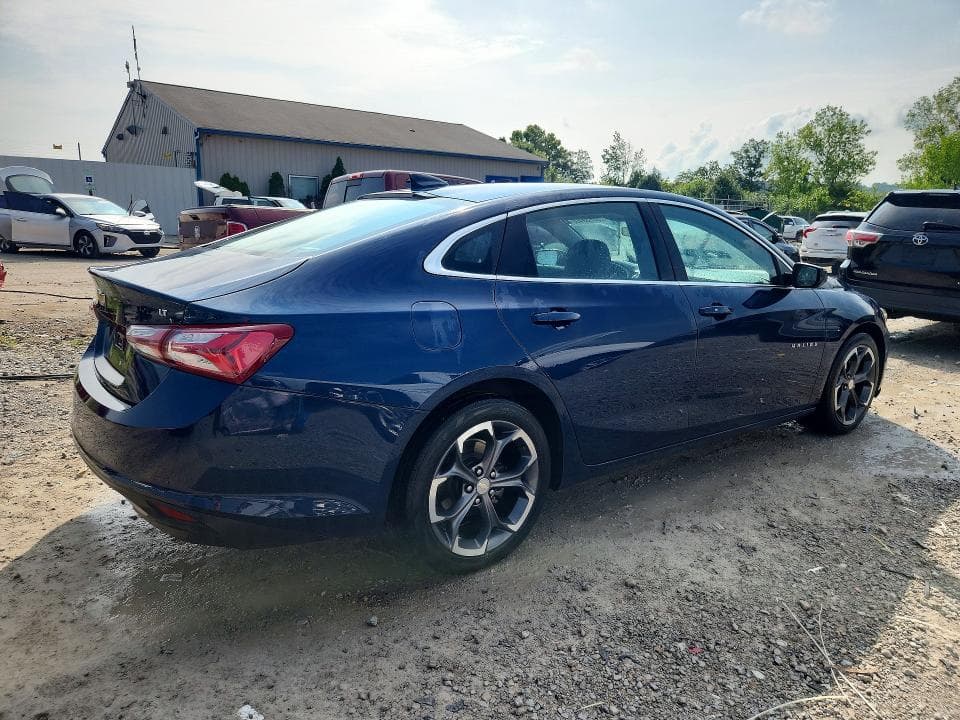 2022 CHEVROLET MALIBU LT 3