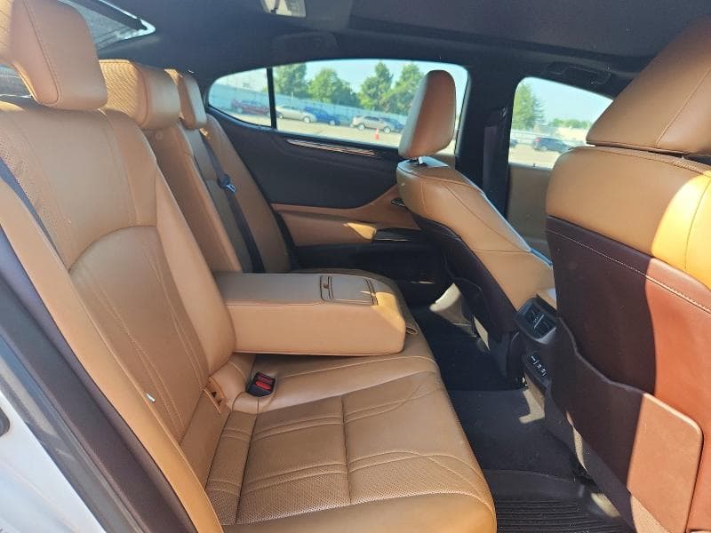 2019 LEXUS ES 350 350 10
