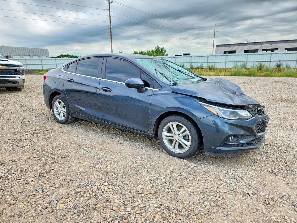 2017 CHEVROLET CRUZE LT 4