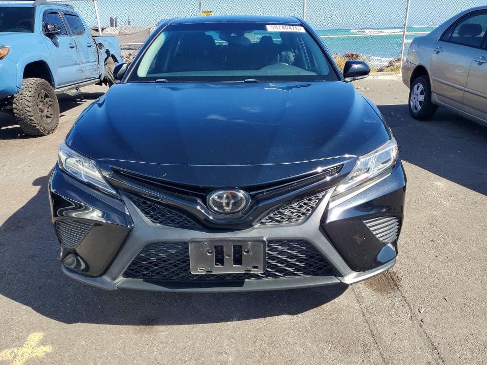 2018 TOYOTA CAMRY L 5