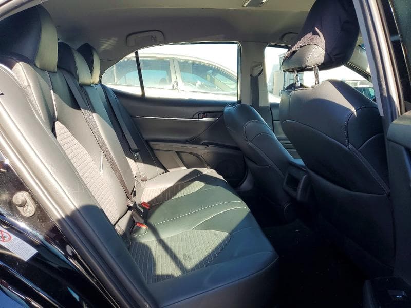 2018 TOYOTA CAMRY L 10