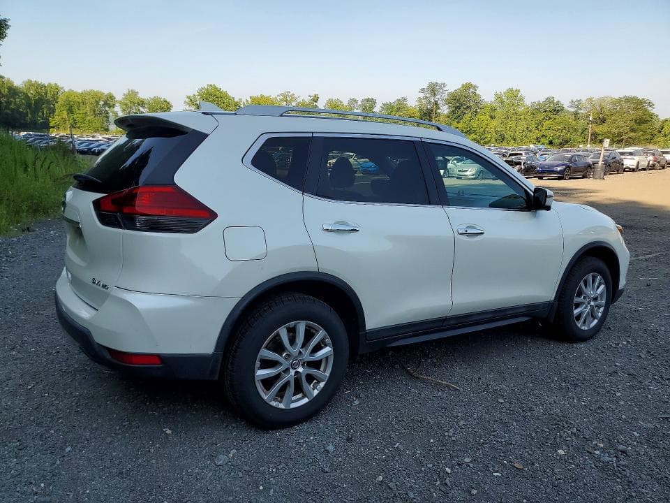 2017 NISSAN ROGUE SV 3