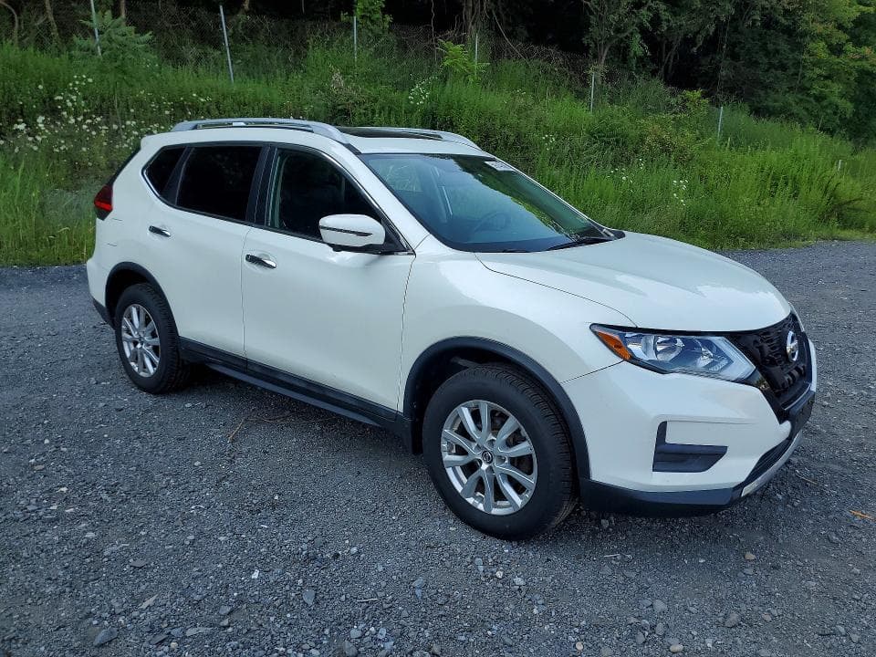 2017 NISSAN ROGUE SV 4