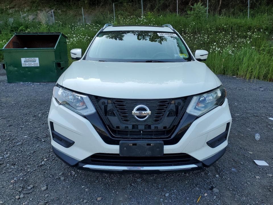 2017 NISSAN ROGUE SV 5