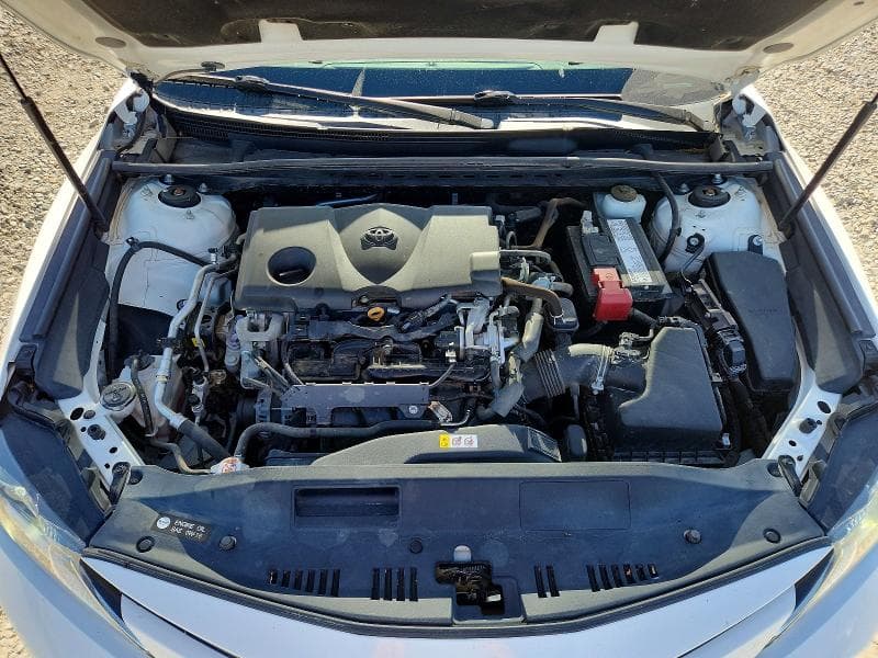 2019 TOYOTA CAMRY LE 11