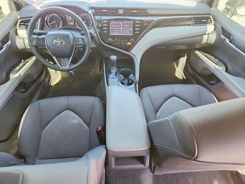 2019 TOYOTA CAMRY LE 8
