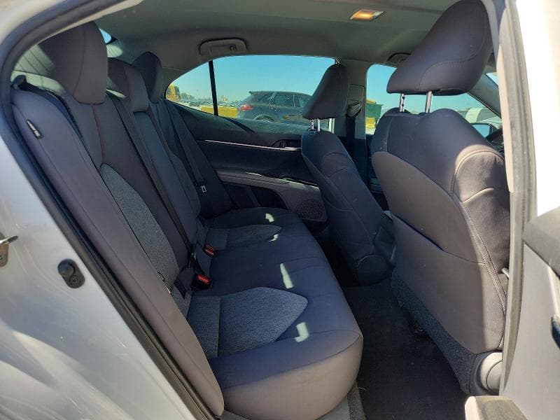 2019 TOYOTA CAMRY LE 10