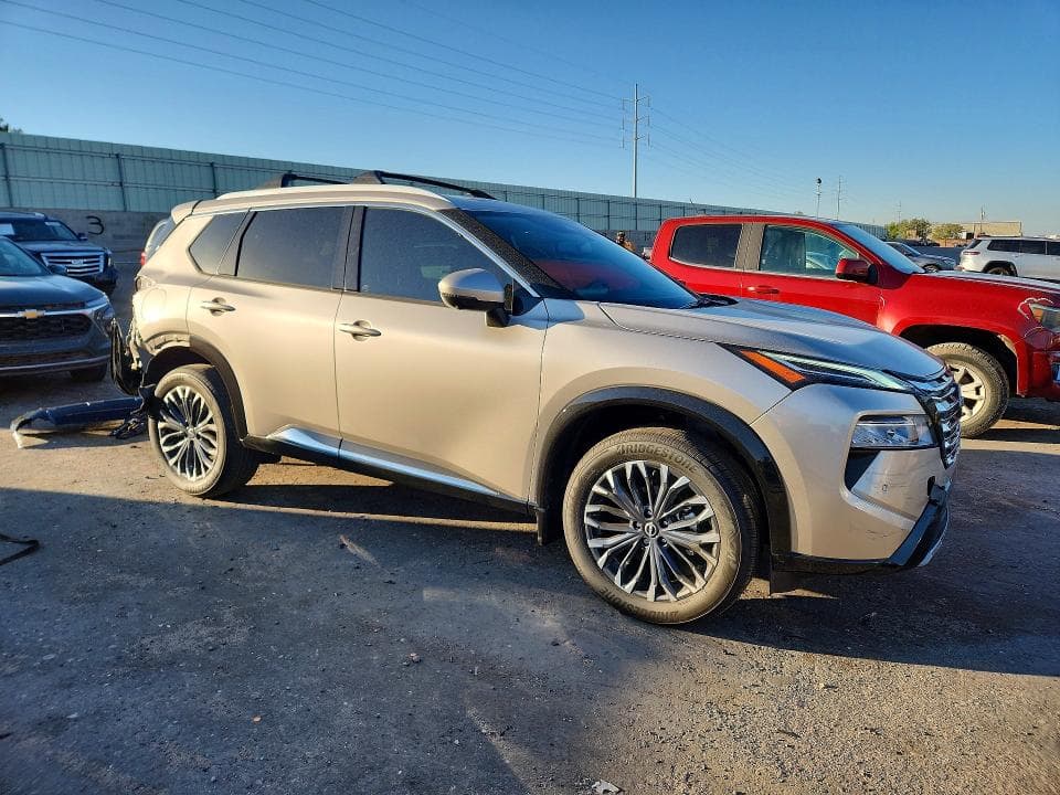 2026 NISSAN ROGUE PLATINUM 4