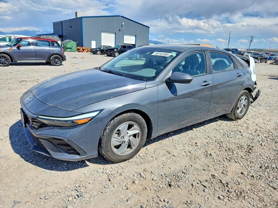 2024 HYUNDAI ELANTRA SE - 1