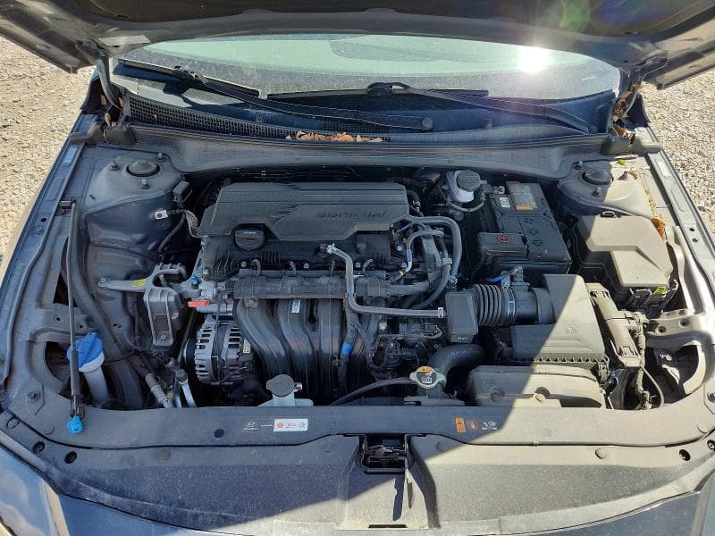 2024 HYUNDAI ELANTRA SE 11