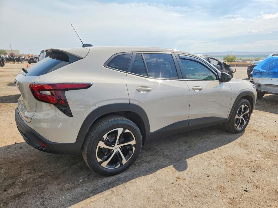2026 CHEVROLET TRAX 1RS 3