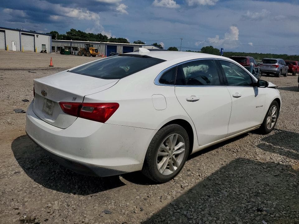 2017 CHEVROLET MALIBU LT 3