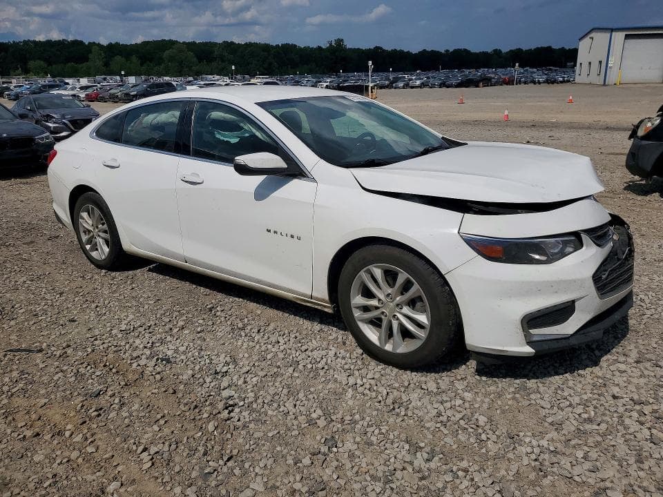 2017 CHEVROLET MALIBU LT 4