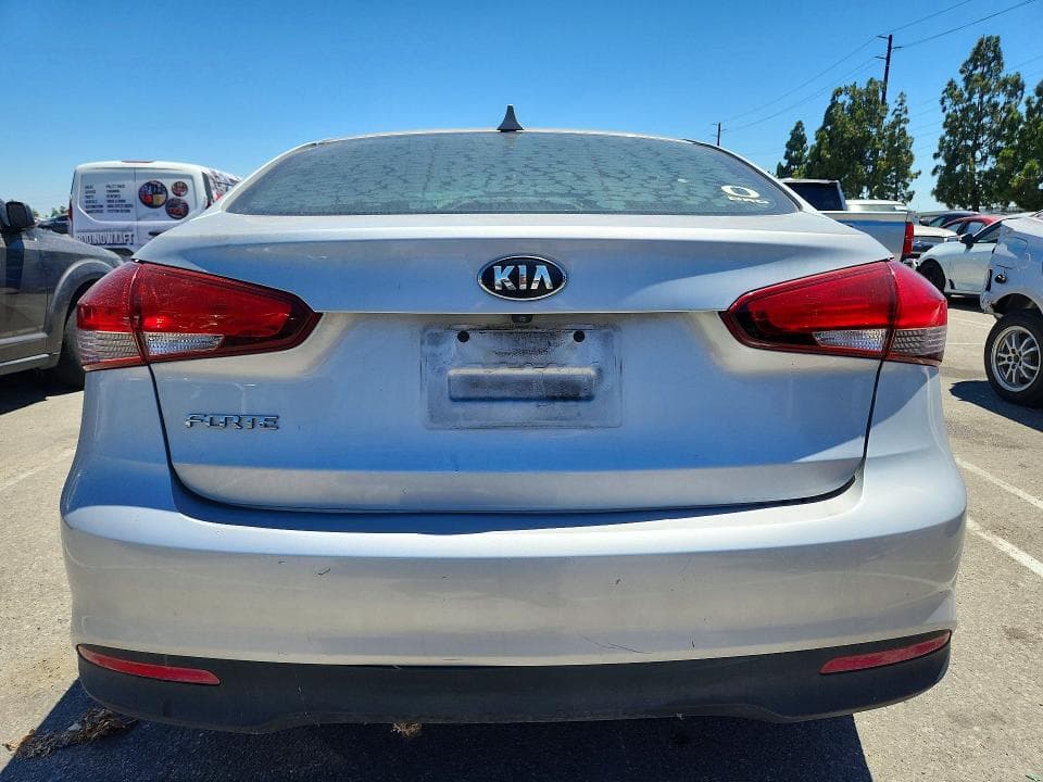 2018 KIA FORTE LX 6