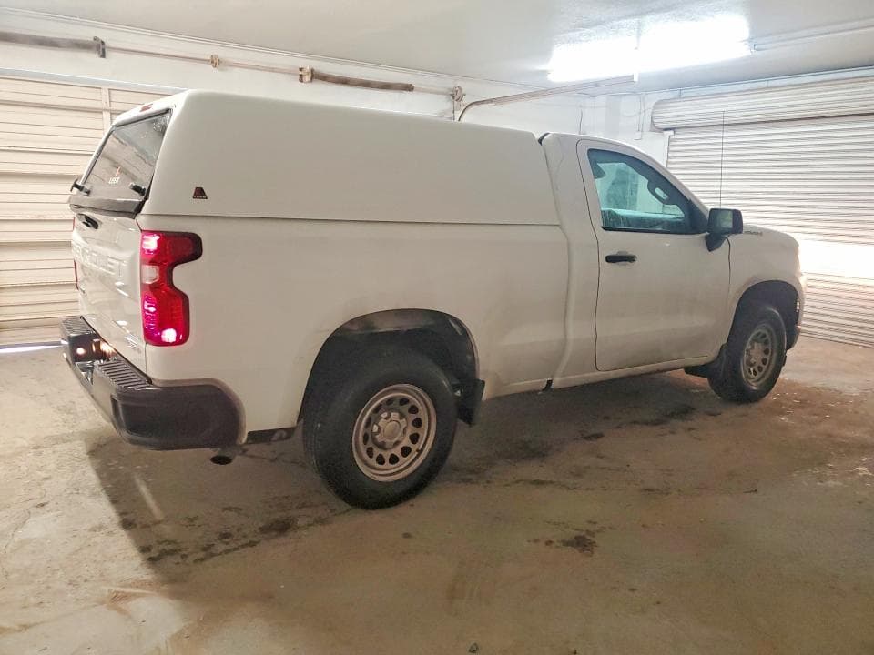 2023 CHEVROLET SILVERADO C1500 3