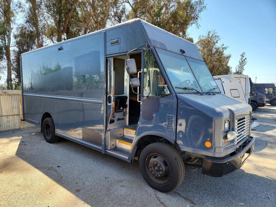 2021 FORD F59 DELIVERY TRUCK 4