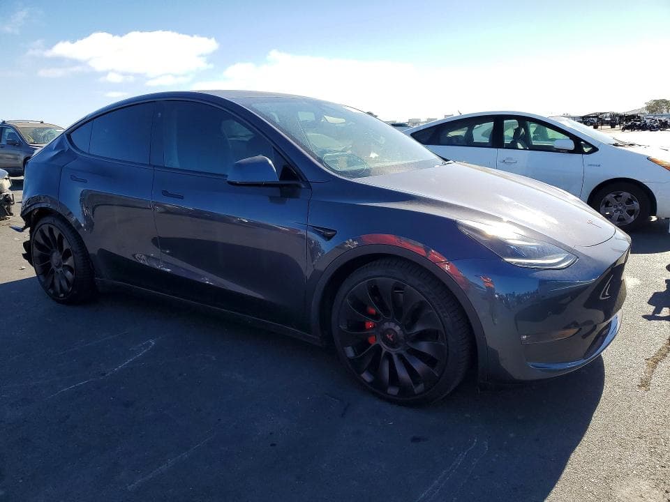 2021 TESLA MODEL Y 4