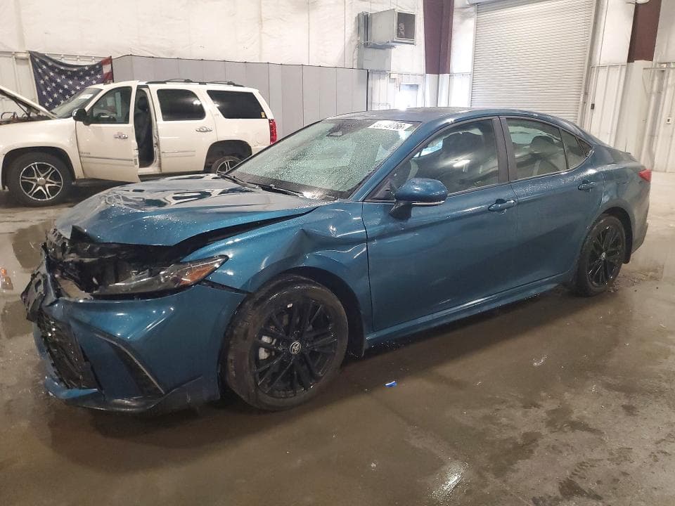 2025 TOYOTA CAMRY SE - 1