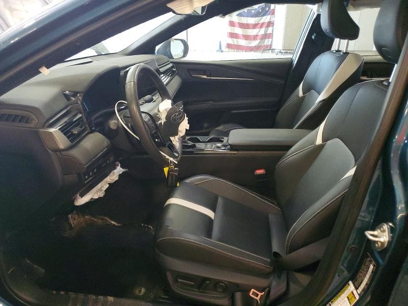 2025 TOYOTA CAMRY SE 7