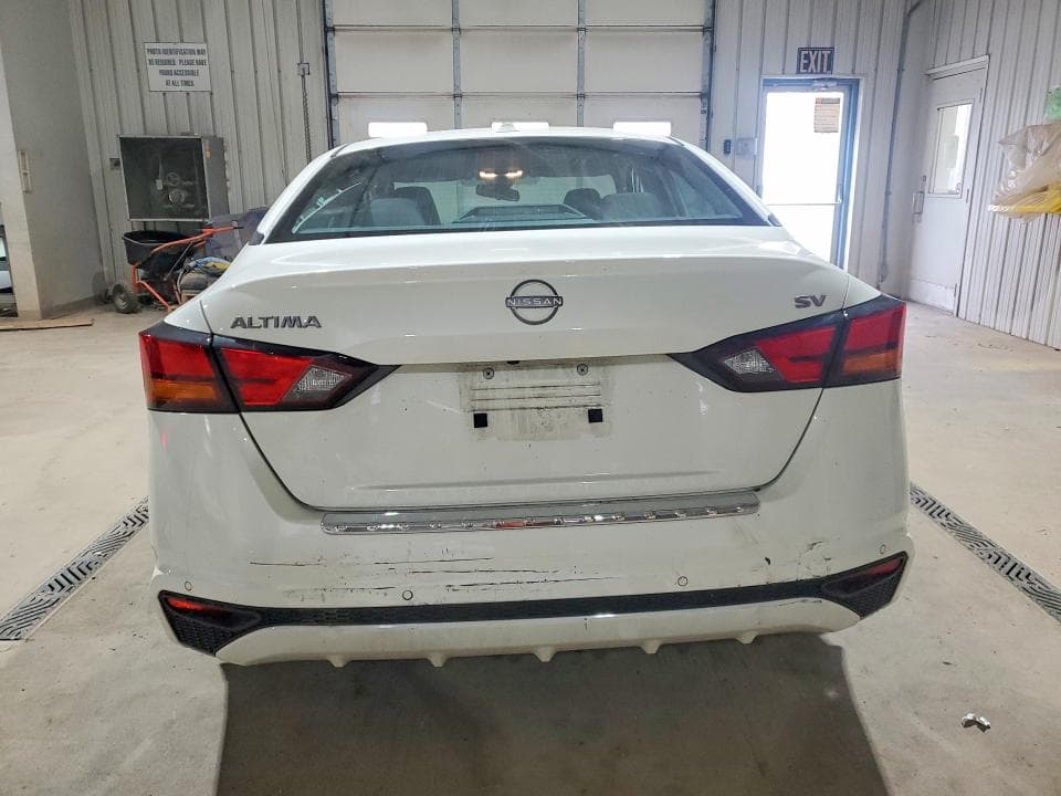 2023 NISSAN ALTIMA SV 11