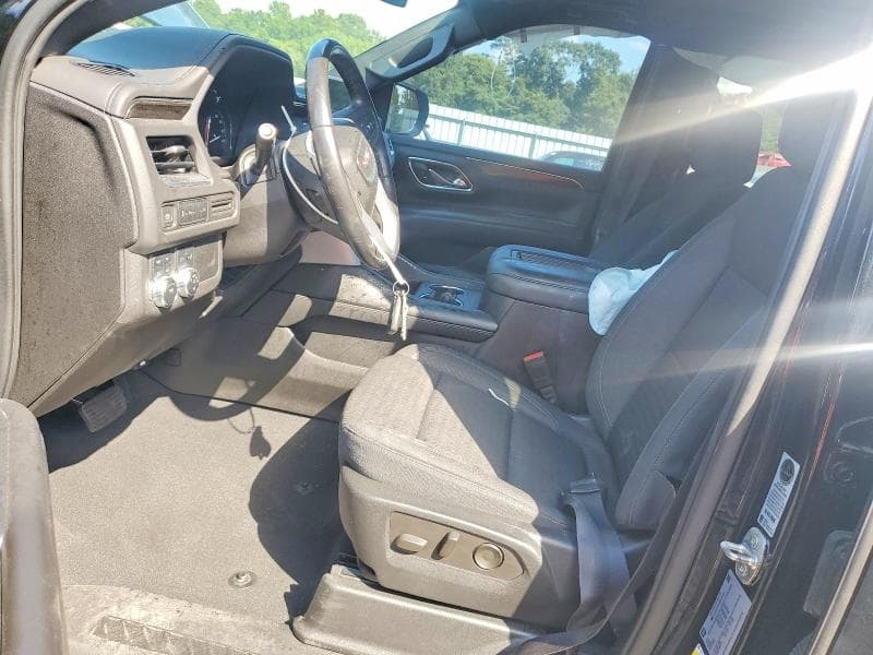 2021 GMC YUKON SLE 7
