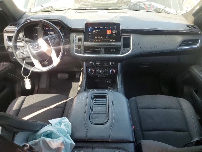 2021 GMC YUKON SLE 8