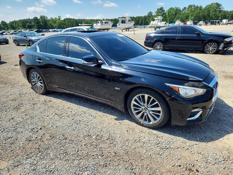 2019 INFINITI Q50 3.0T LUXE 4