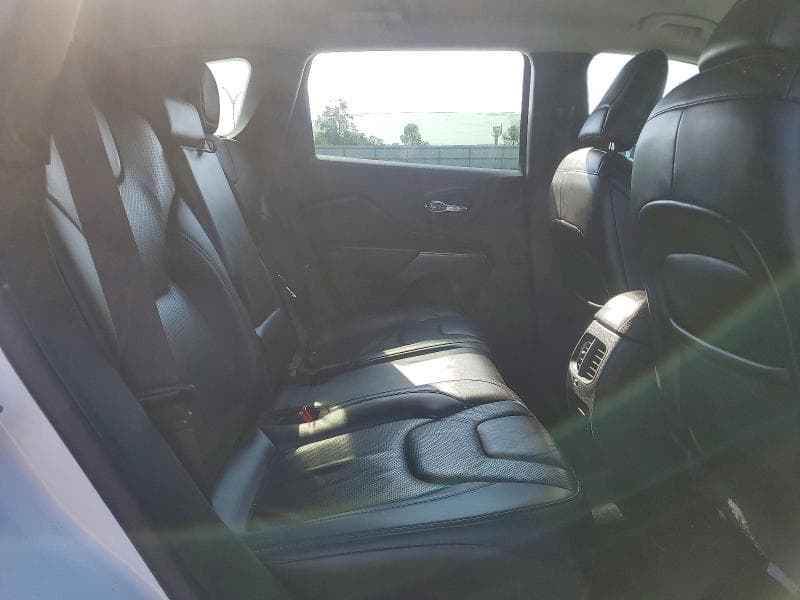 2020 JEEP CHEROKEE LIMITED 11