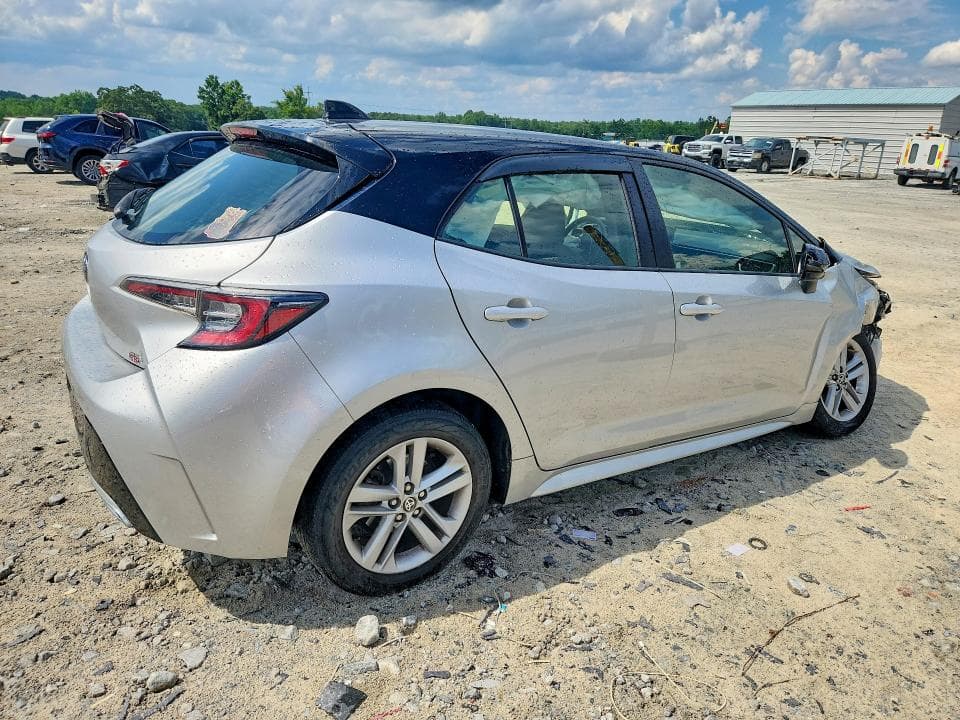2021 TOYOTA COROLLA HATCHBACK SE 3