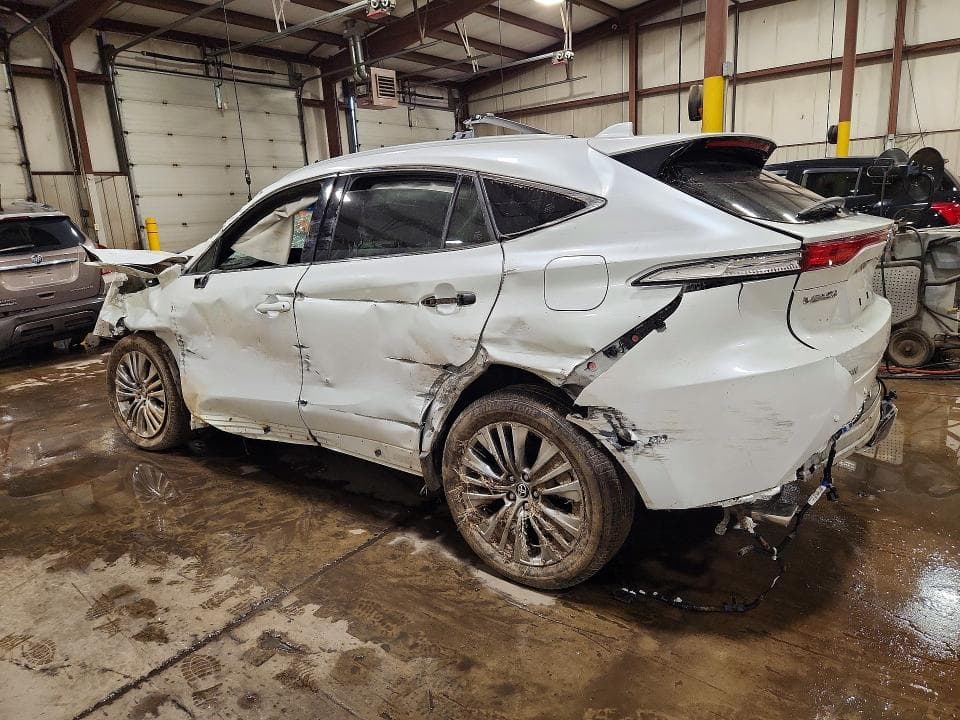 2024 TOYOTA VENZA LIMITED 2
