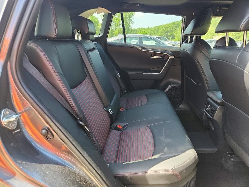 2024 TOYOTA RAV4 PRIME XSE 11