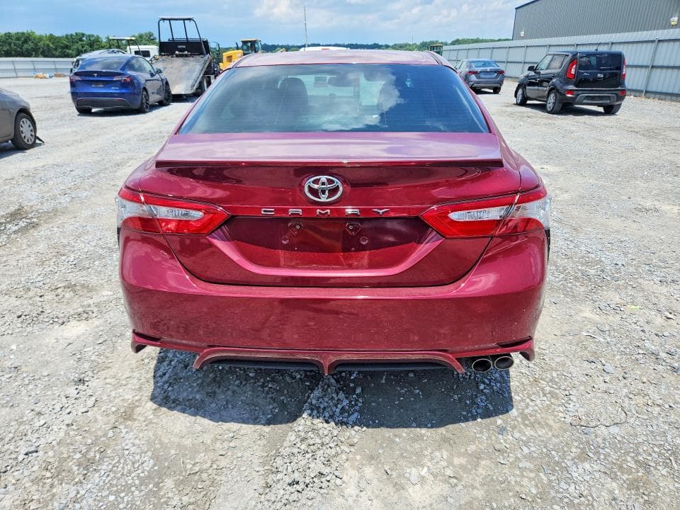 2018 TOYOTA CAMRY SE SE 6