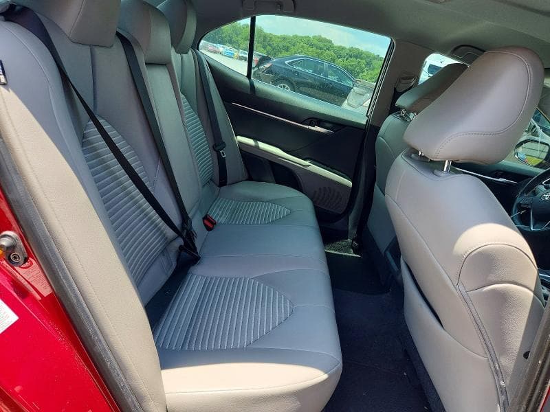 2018 TOYOTA CAMRY SE SE 10