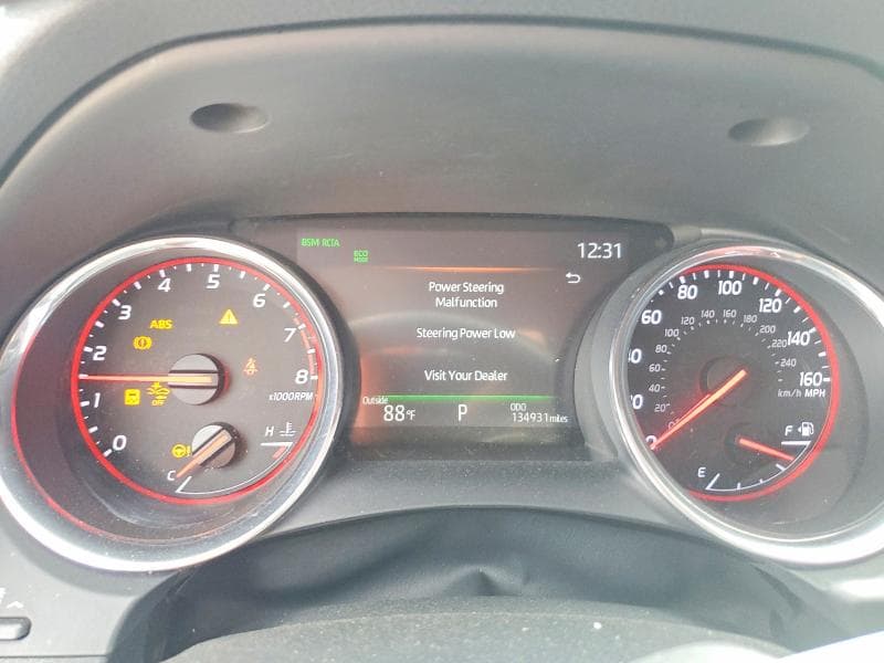2019 TOYOTA CAMRY 9