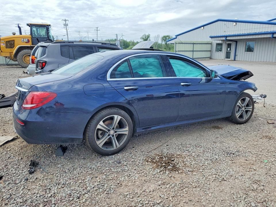 2017 MERCEDES-BENZ E 300 4MATIC 3