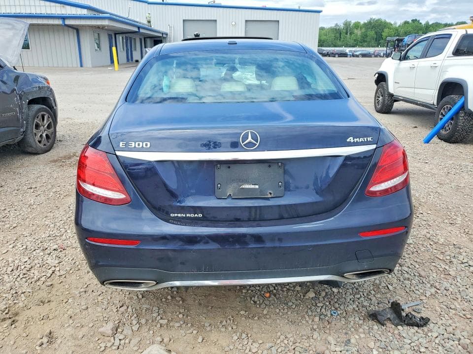 2017 MERCEDES-BENZ E 300 4MATIC 6