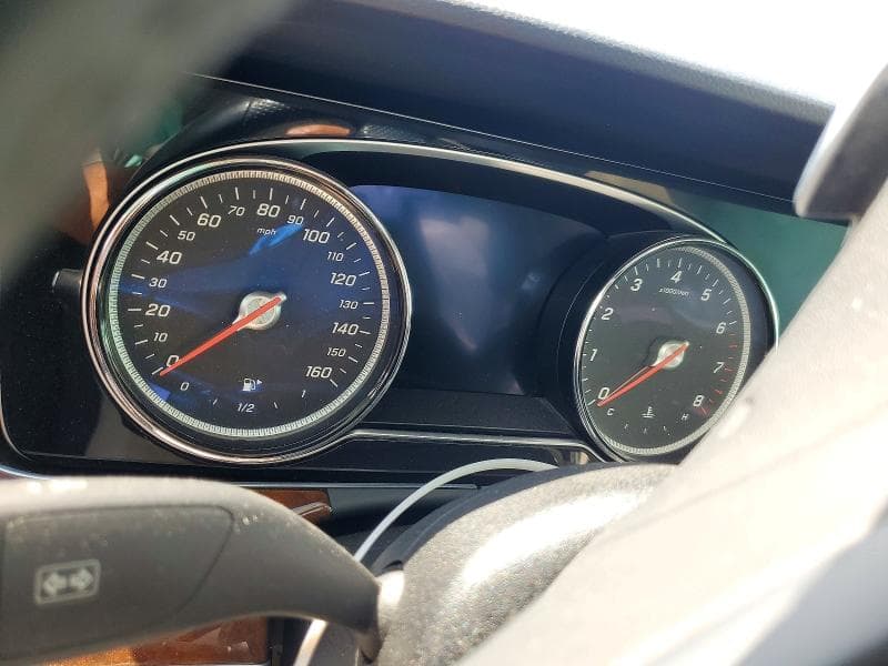2017 MERCEDES-BENZ E 300 4MATIC 9