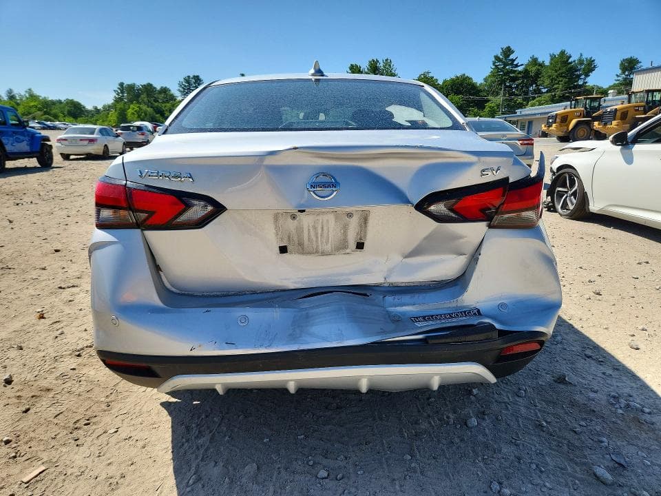 2021 NISSAN VERSA SV SV 6