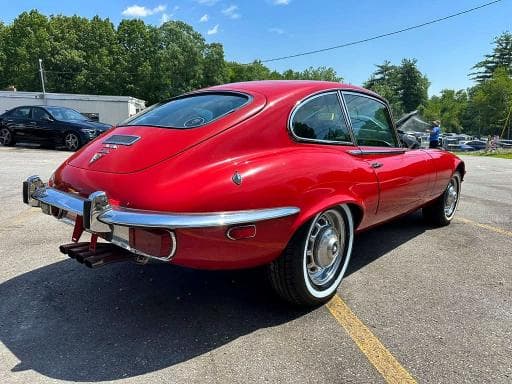 1971 JAGUAR E-PACE 3