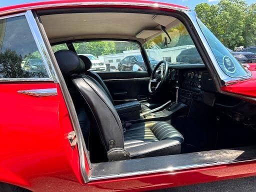 1971 JAGUAR E-PACE 9