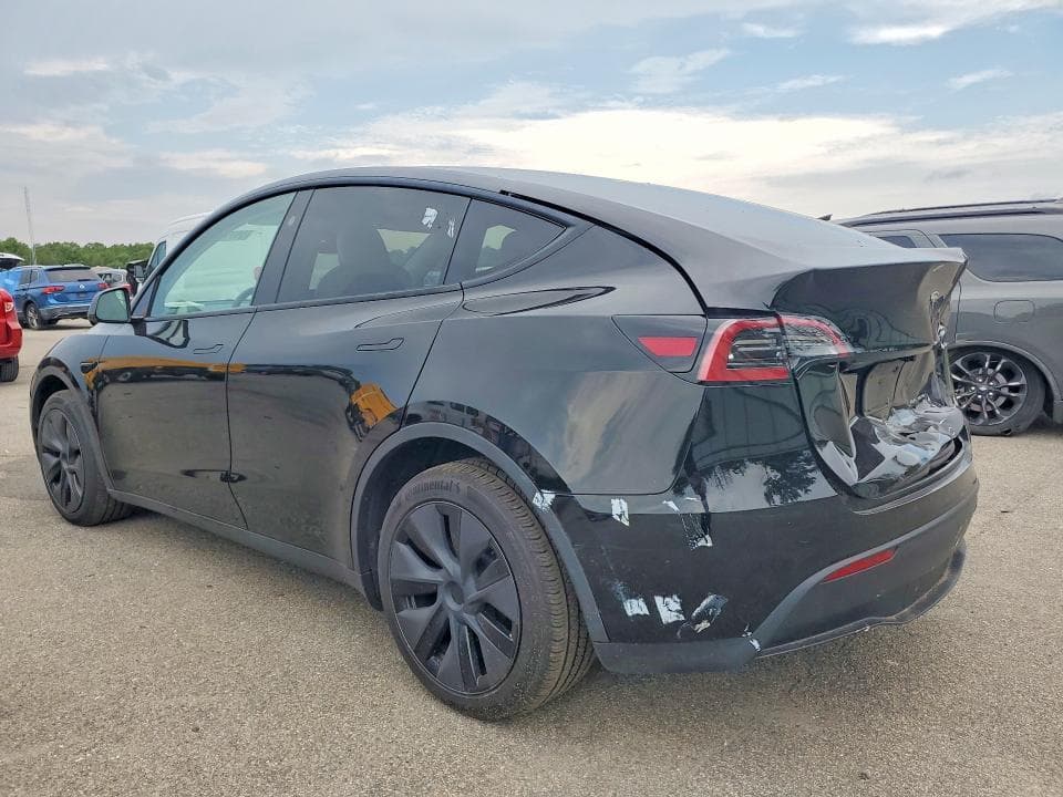 2025 TESLA MODEL Y 2