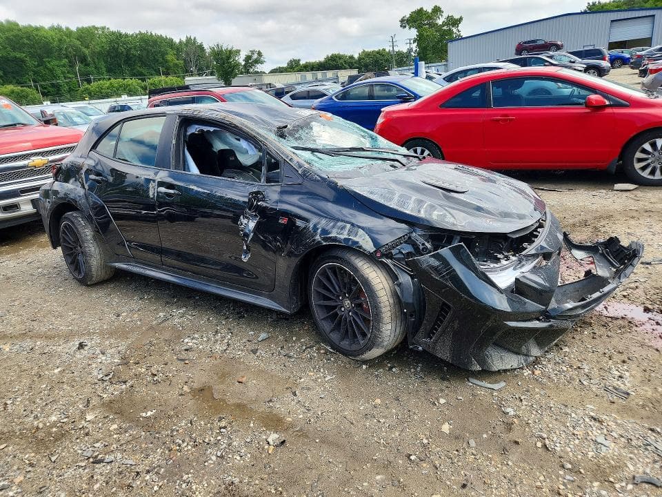 2026 TOYOTA GR COROLLA BASE 4