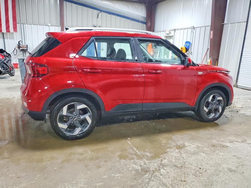 2022 HYUNDAI VENUE LIMITED 3