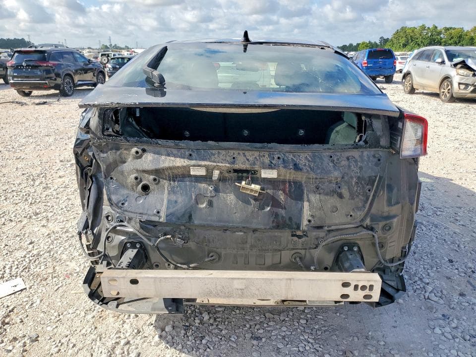 2021 TOYOTA PRIUS LE LE 6