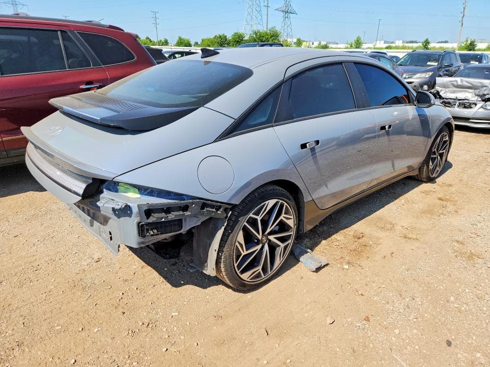2025 HYUNDAI IONIQ 6 SEL 3